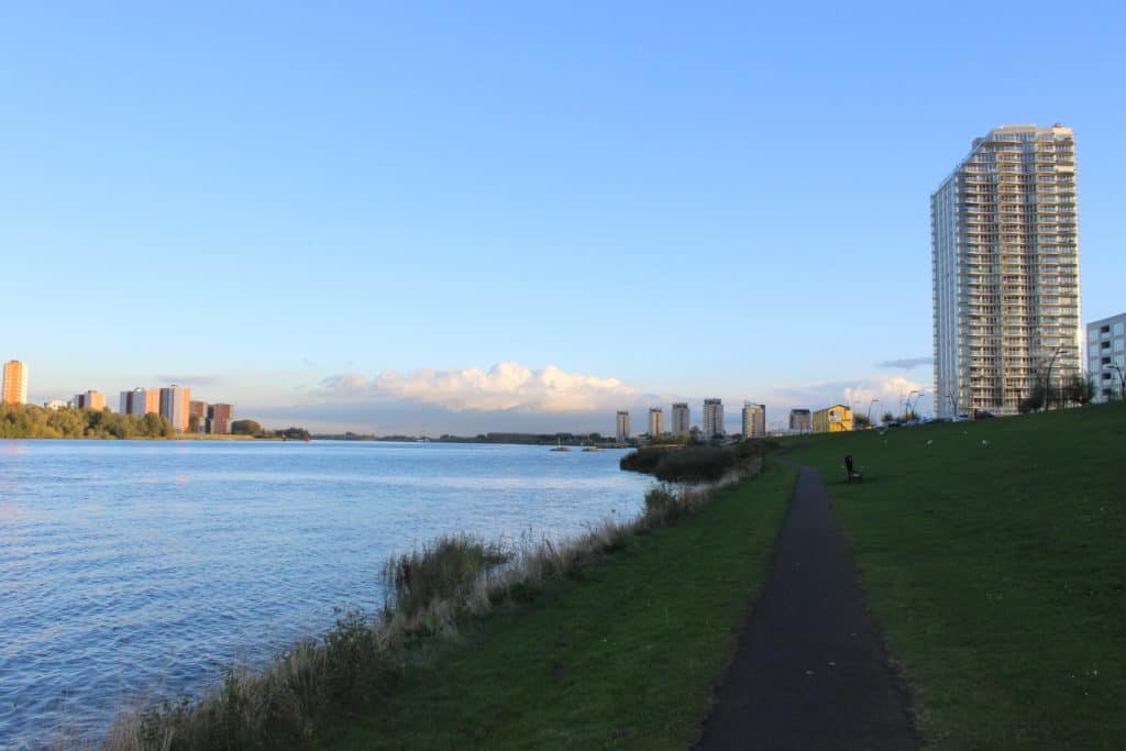 Terras aan de Maas. Letterlijk aan de oude maas gelegen