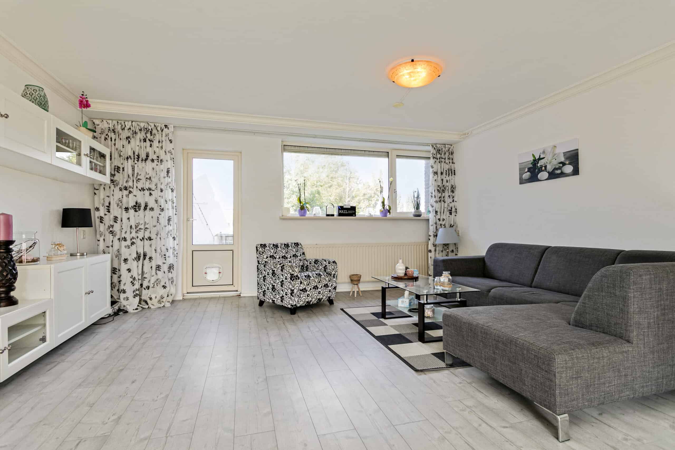 3_Slakkenveen205Spijkenisse-06.JPG