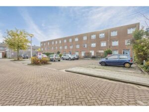 Jan van Scorelstraat 29 SPIJKENISSE media 25