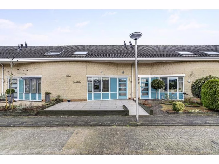Theo Mann-Bouwmeesterstraat 9 SPIJKENISSE