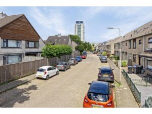 Indusstraat 49 SPIJKENISSE media 33