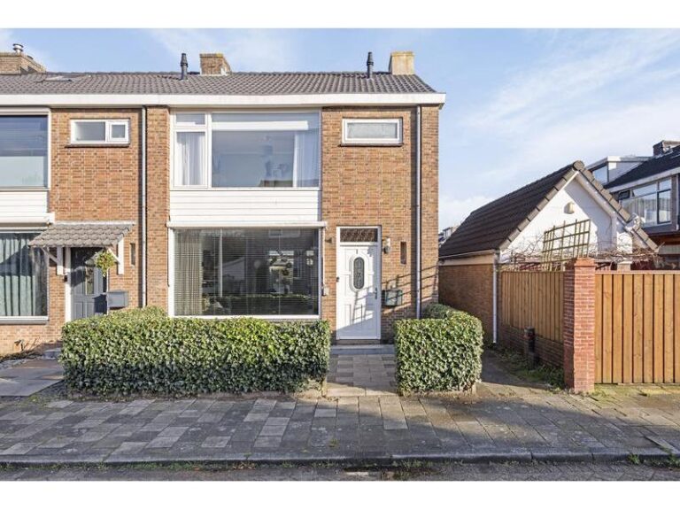Pieter de Hooghstraat 2 SPIJKENISSE