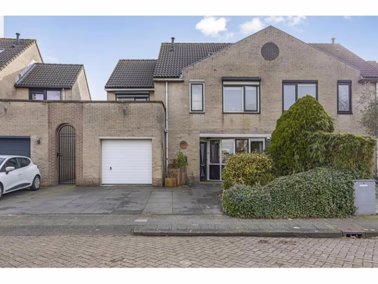 Harriet Freezerstraat 58 SPIJKENISSE