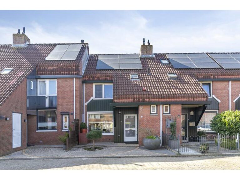 Albatroshoek 23 SPIJKENISSE