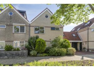 Dag Hammarskjoldlaan 44 HELLEVOETSLUIS media 37