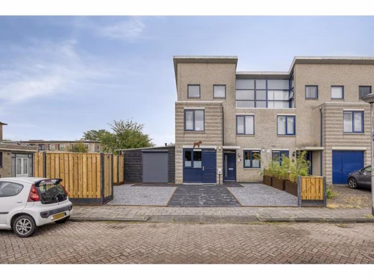 Theo Mann-Bouwmeesterstraat 116 SPIJKENISSE