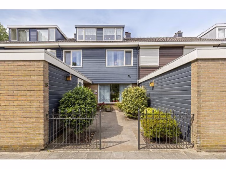 Pijnboomstraat 18 SPIJKENISSE