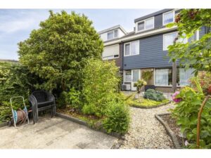 Pijnboomstraat 18 SPIJKENISSE media 30