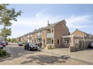 Fresiastraat 37 SPIJKENISSE media 22