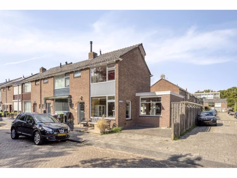 Fresiastraat 37 SPIJKENISSE