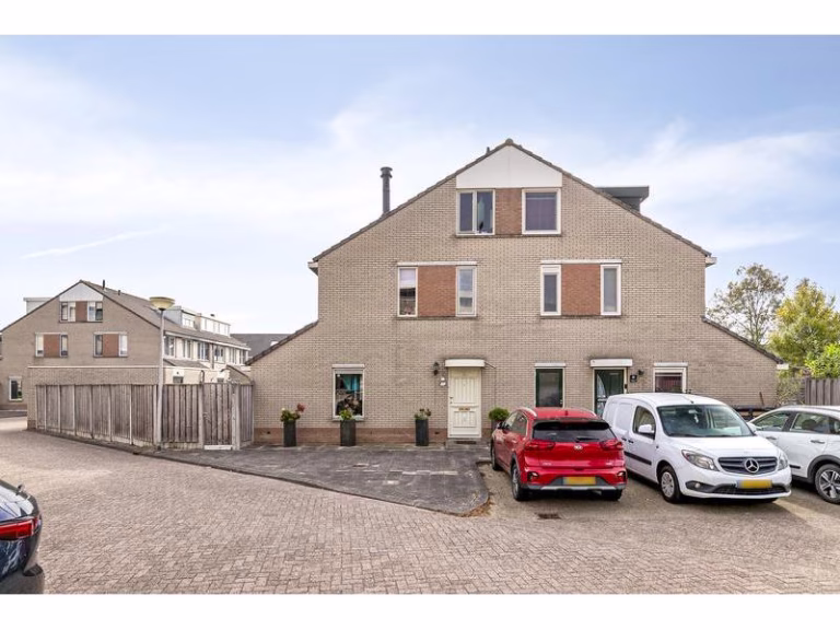 Waalstraat 12 SPIJKENISSE