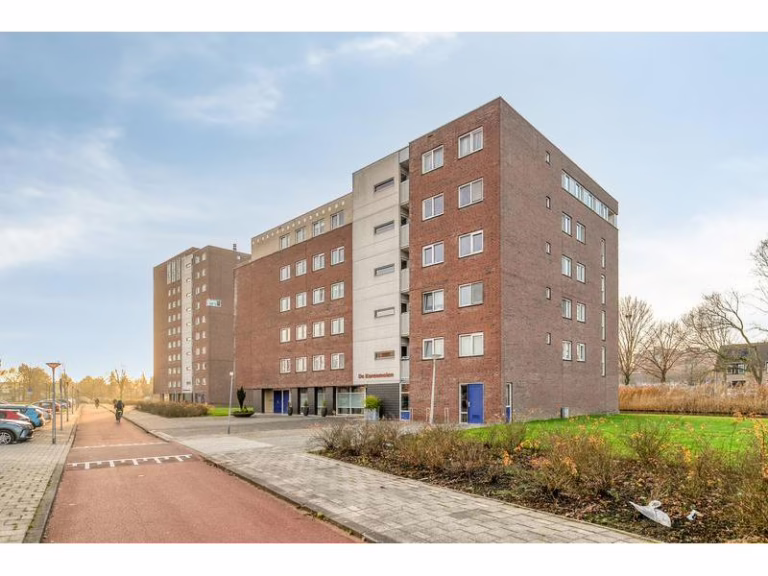 Lokkertsemolenweg 122 HOOGVLIET ROTTERDAM