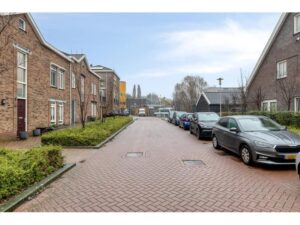 Stationsstraat 30 SPIJKENISSE media 22