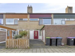 Ribesstraat 12 SPIJKENISSE media 40