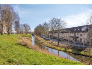 Lekstraat 39 SPIJKENISSE media 30
