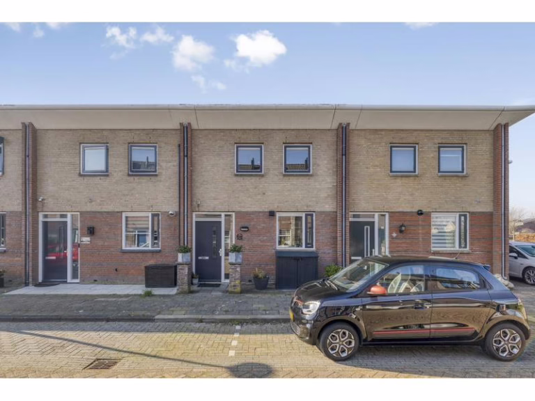 Marguerite Durasstraat 4 SPIJKENISSE