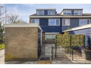 Pijnboomstraat 20 SPIJKENISSE media 1