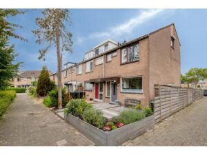 Kikkerveen 215 SPIJKENISSE media 1
