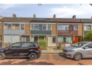 A.M. de Jongstraat 34 SPIJKENISSE
