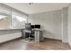 A.M. de Jongstraat 34 SPIJKENISSE media 12
