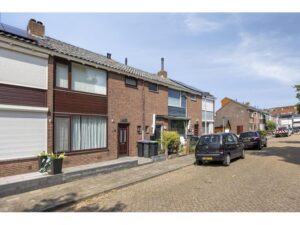 Fresiastraat 33 SPIJKENISSE media 19