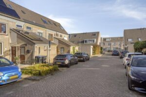 Roosje Vosstraat 33 SPIJKENISSE media 27